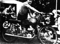 Первая гоночная «МВ Агуста» с двухтактным двигателем